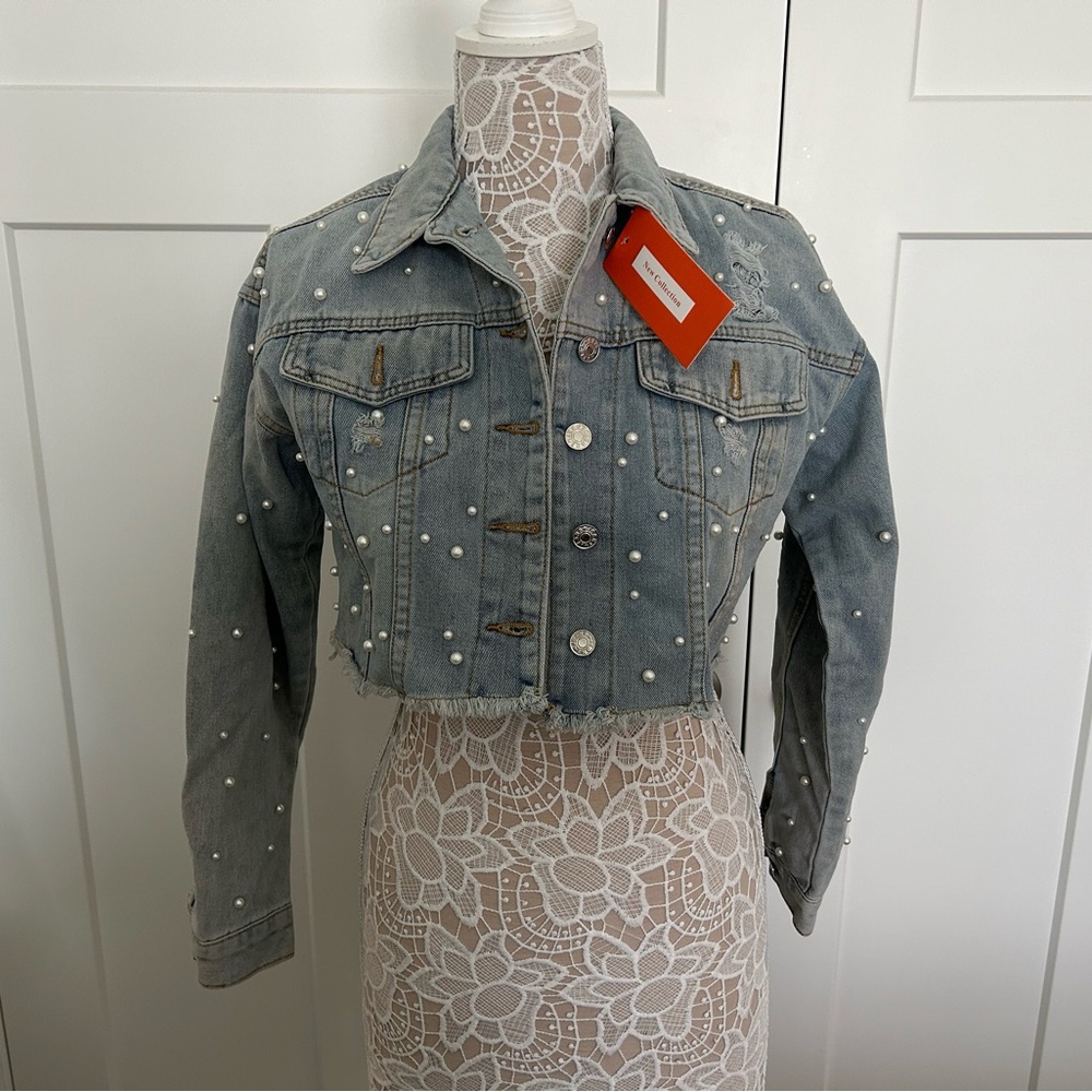 Cropped Jean jacket with pearl detail